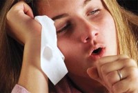 Млечен компрес върши чудеса при кашлица и болки в гърлото