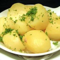 Диета с картофи топи скоростно излишните килограми