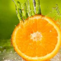 Мийте цитрусовите плодове