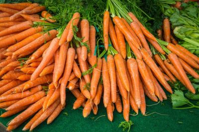 листа от моркови