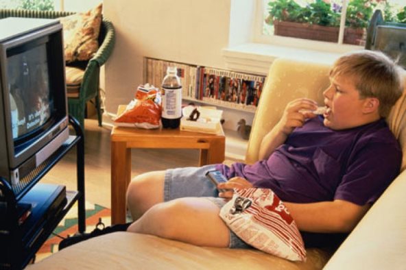 Нови навици - Не яжте пред телевизора