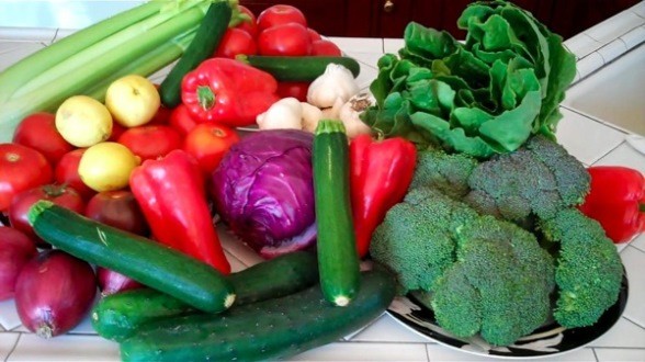 Ограничете въглехидратите като се храните с повече зеленчуци