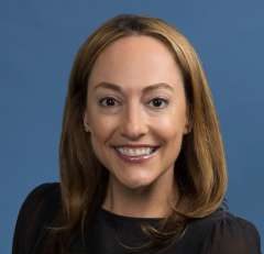 Кристина Фасуло, гастроентеролог, диетолог и специалист по възпалителни заболявания на червата в UCLA Health в Лос Анджелис