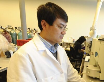Бейжан Ян, д-р, химик, занимаващ се с околната среда и един от авторите на изследването